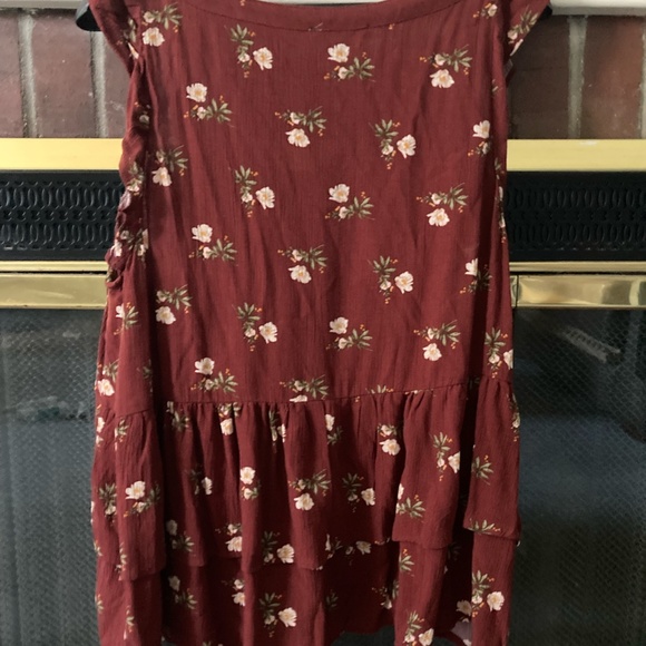 AE Flowy Tank Top - Picture 2 of 2